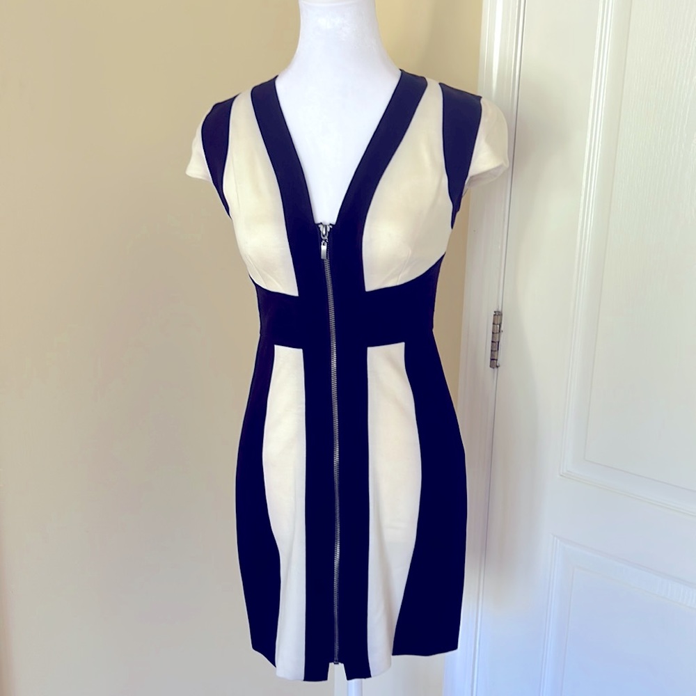 Laundry, size 0, black and white, mini dress.